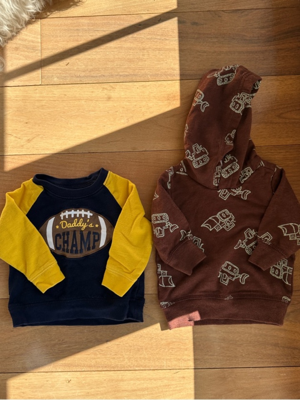 Baby 3-6 Month Daddy's Champ Football Shirt and Baby equipment Hoodie 3 Month